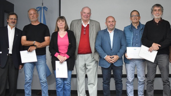 Reconocimiento para Mónica Bertiller, Flavio Quintana, Pablo Yorio, Enrique Crespo y Mario Rrajchenberg.