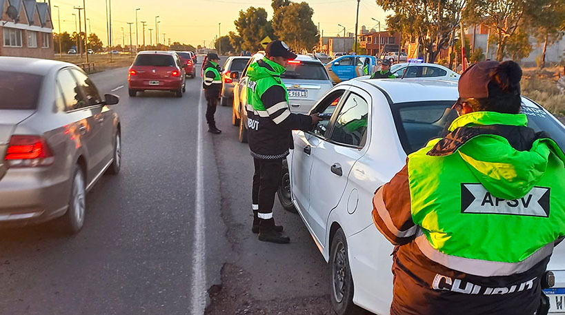 Más de 11 mil vehículos fueron controlados en las rutas de Chubut.