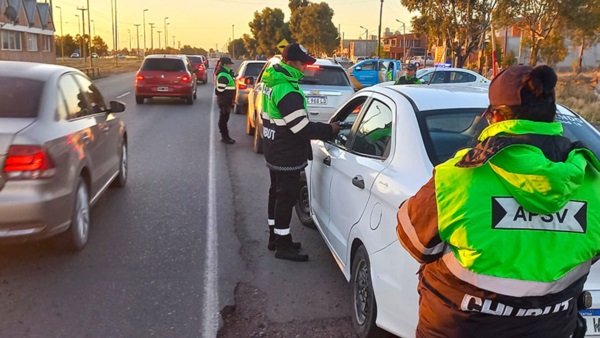 Más de 11 mil vehículos fueron controlados en las rutas de Chubut.