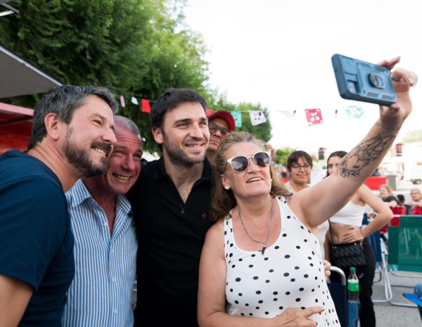 Gerardo Merino y “Nacho” Torres acompañaron a Darío James.