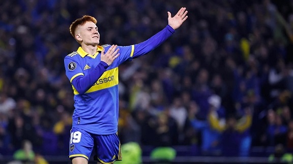 “Ser desagradecido en todo caso sería irse libre. Yo tuve esa posibilidad y no lo hice. Renové y ahora me voy dejándole plata al club”, aseguró Barco.