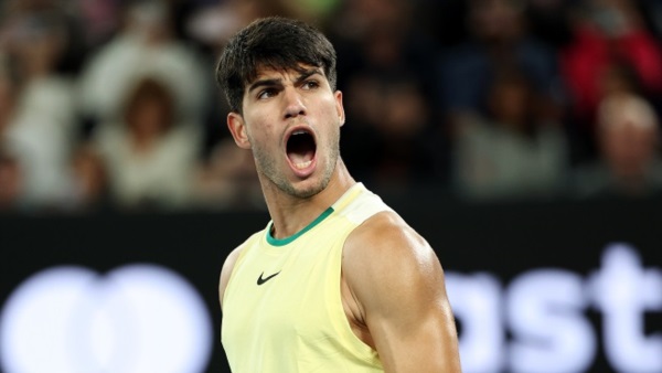 Carlos Alcaraz vence a Kecmanovic sin ceder ninguna pelota de "break".