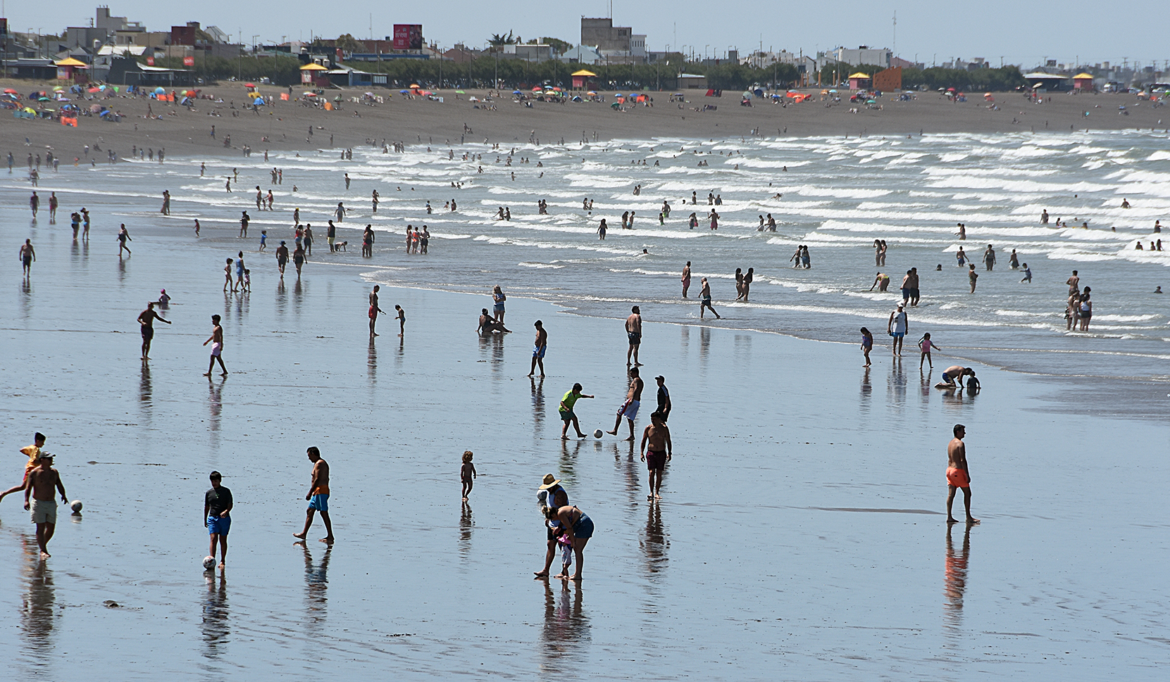 La famosa “playita”. Esta semana nos regaló días maravillosos para disfrutar de las vacaciones y la playa, en este verano que promete mucho más.