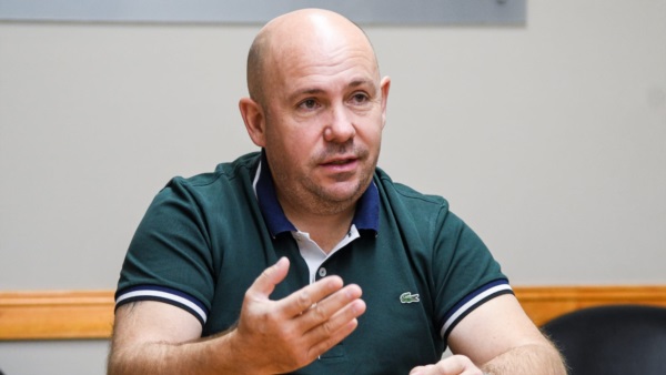 Intendente Gustavo Sastre 