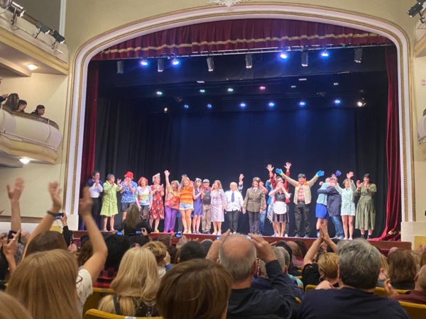 El teatro fugaz 1 fue un total éxito.