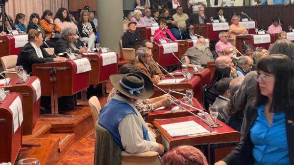 Representantes de los Adultos Mayores fueron escuchados en la Legislatura.