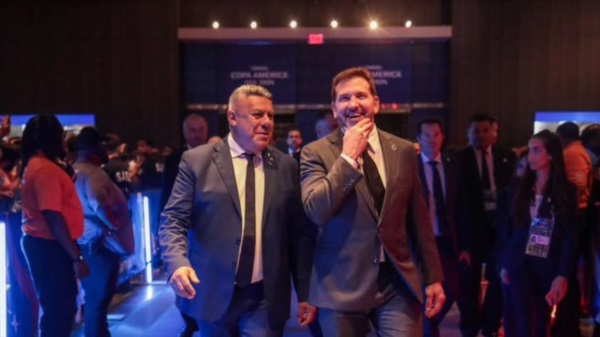 A pesar del fallo a favor de Talleres, Conmebol habilitó a Tapia para ser reelecto en AFA.