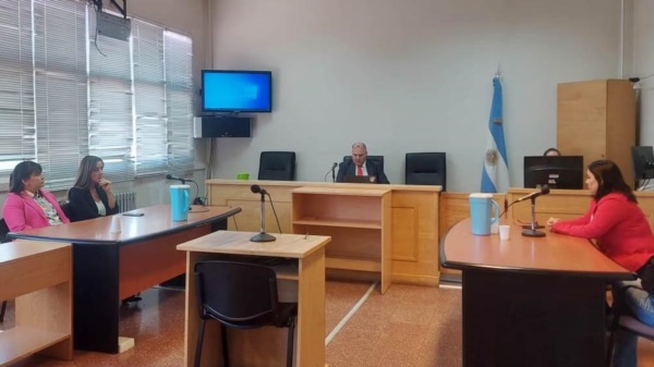La mujer fue absuelta por el juez Carlos Richeri.