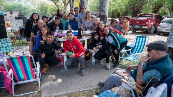 Familias enteras se hicieron presentes este domingo.