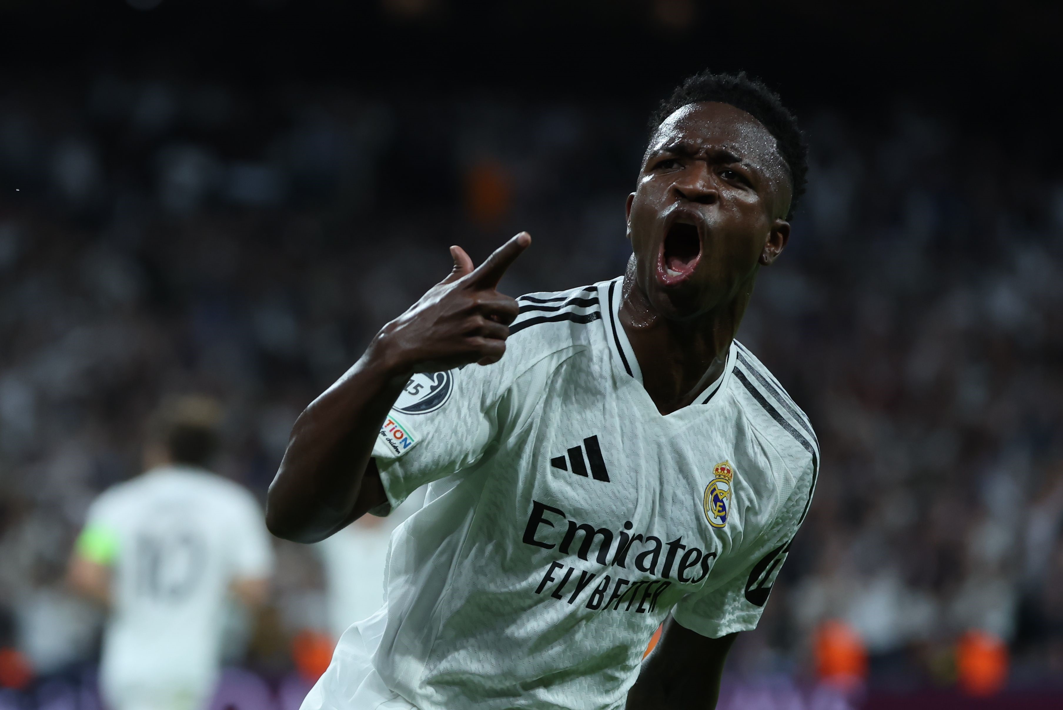 Vinicius la rompió con un triplete en la remontada del Real Madrid.