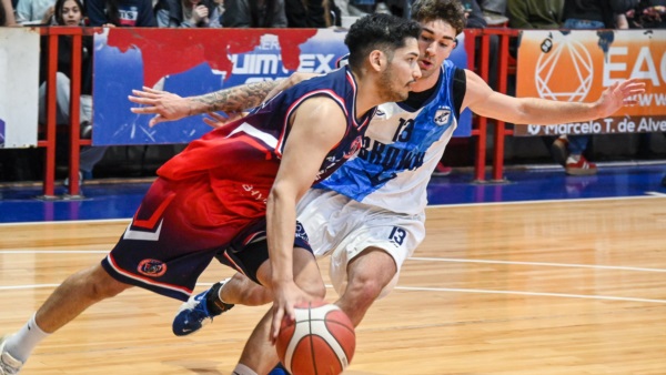 Gabriel Echave el máximo anotador en Ferro con 29 puntos. Foto: Mariano Di Giusto/Jornada.