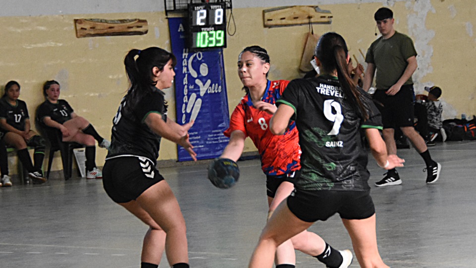 KM 5 de Comodoro vs. Municipal de Trevelin. 