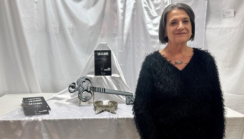 Julia Chaktoura en ocasión de la presentación de su libro "La llave".