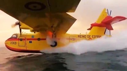 Aviones hidrantes de la Real Fuerza Española.