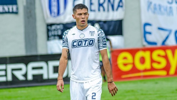 Pardal, jugador de Tristán Suárez, murió a los 20 años al sufrir un trágico accidente automovilístico. 