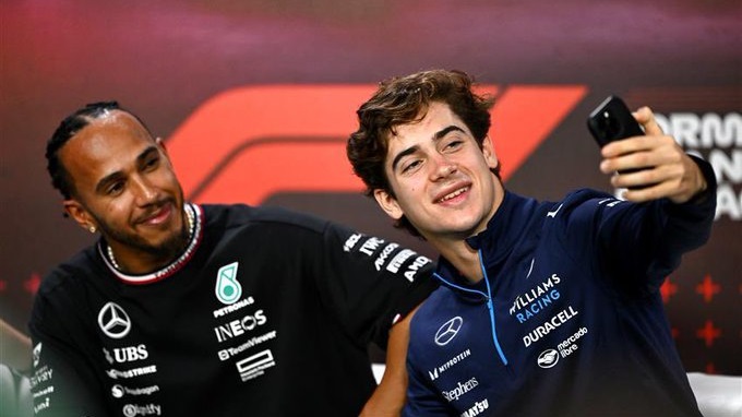 Lewis Hamilton posteó en Instagram la selfie que hizo Franco Colapinto.