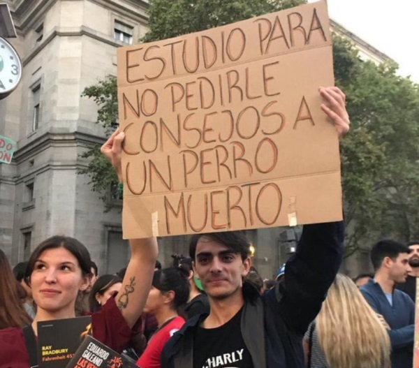 Una de las imágenes de la Marcha Universitaria.