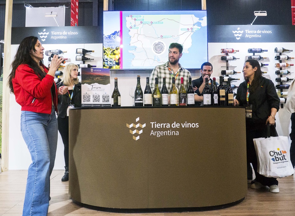 Fueron presentados «Nuevos destinos Enoturísticos: Vinos y Sabores del Chubut».