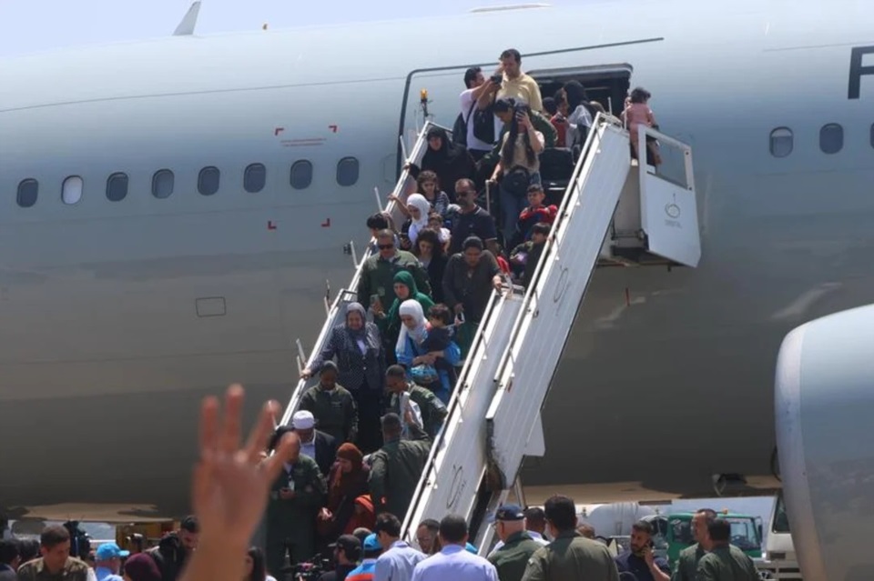 Brasil recibió en Guarulhos a 229 brasileños y sus familiares rescatados del Líbano.