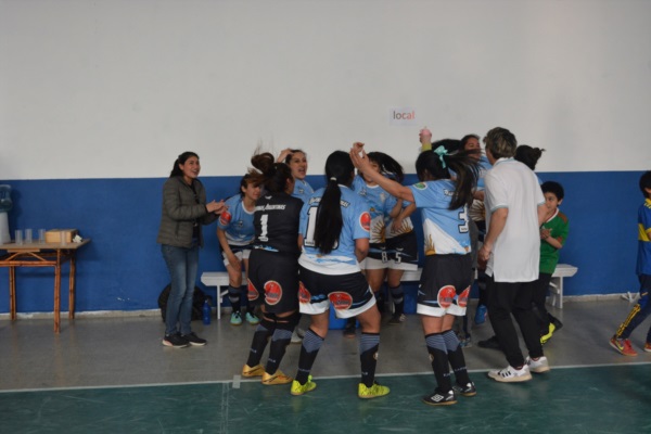 El festejo de las campeonas.