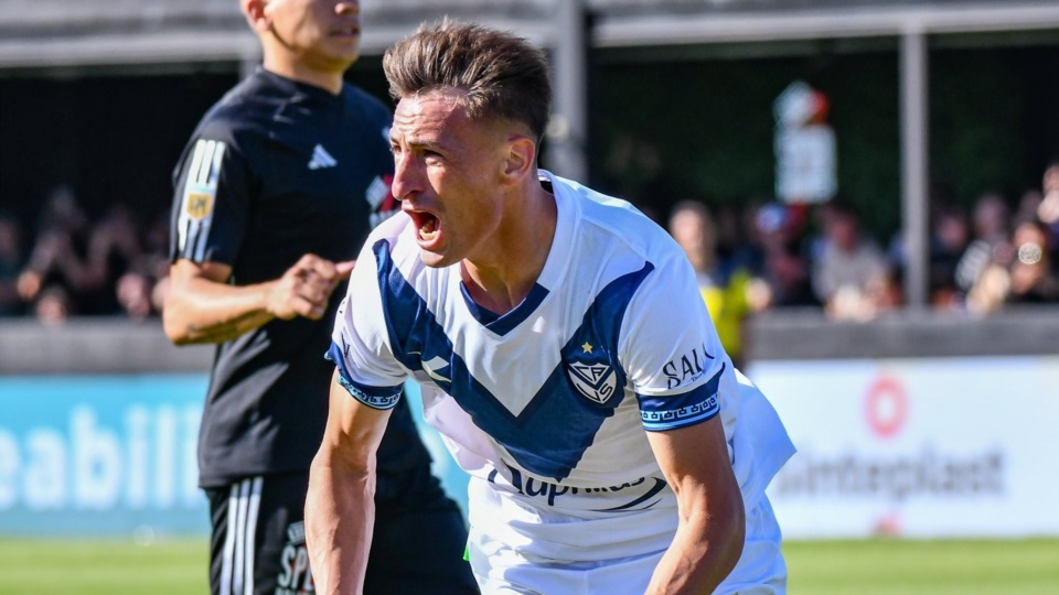 Brian Romero anotó el gol de Vélez, que perdió dos puntos.