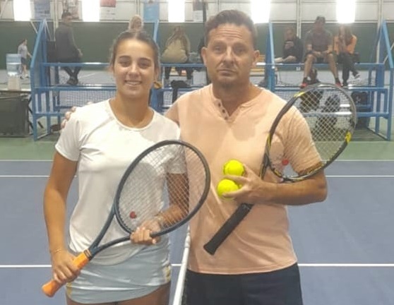 Justina Lassaga venció a Daniel Benítez en una de las semifinales de 3° Caballeros.