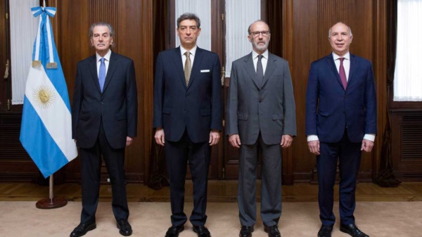 Supremos.  Maqueda, Rosatti, Rosenkrantz y Lorenzetti.