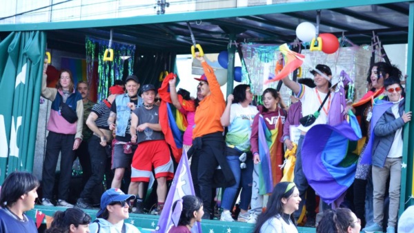 La programación incluyó un reconocimiento a Verónica Butinof como madrina de la marcha.