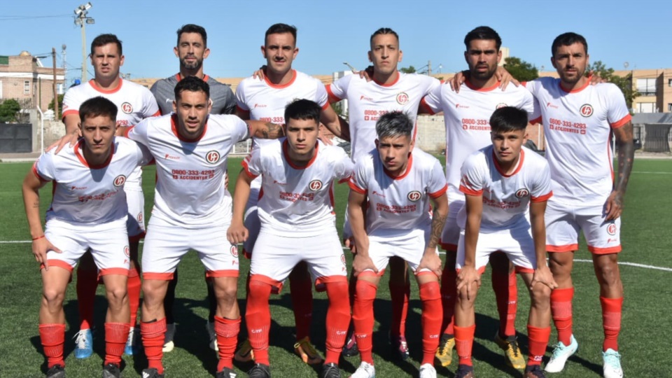 El plantel de Huracán antes del clásico ante Independiente. (Foto: Sergio Esparza/Jornada).