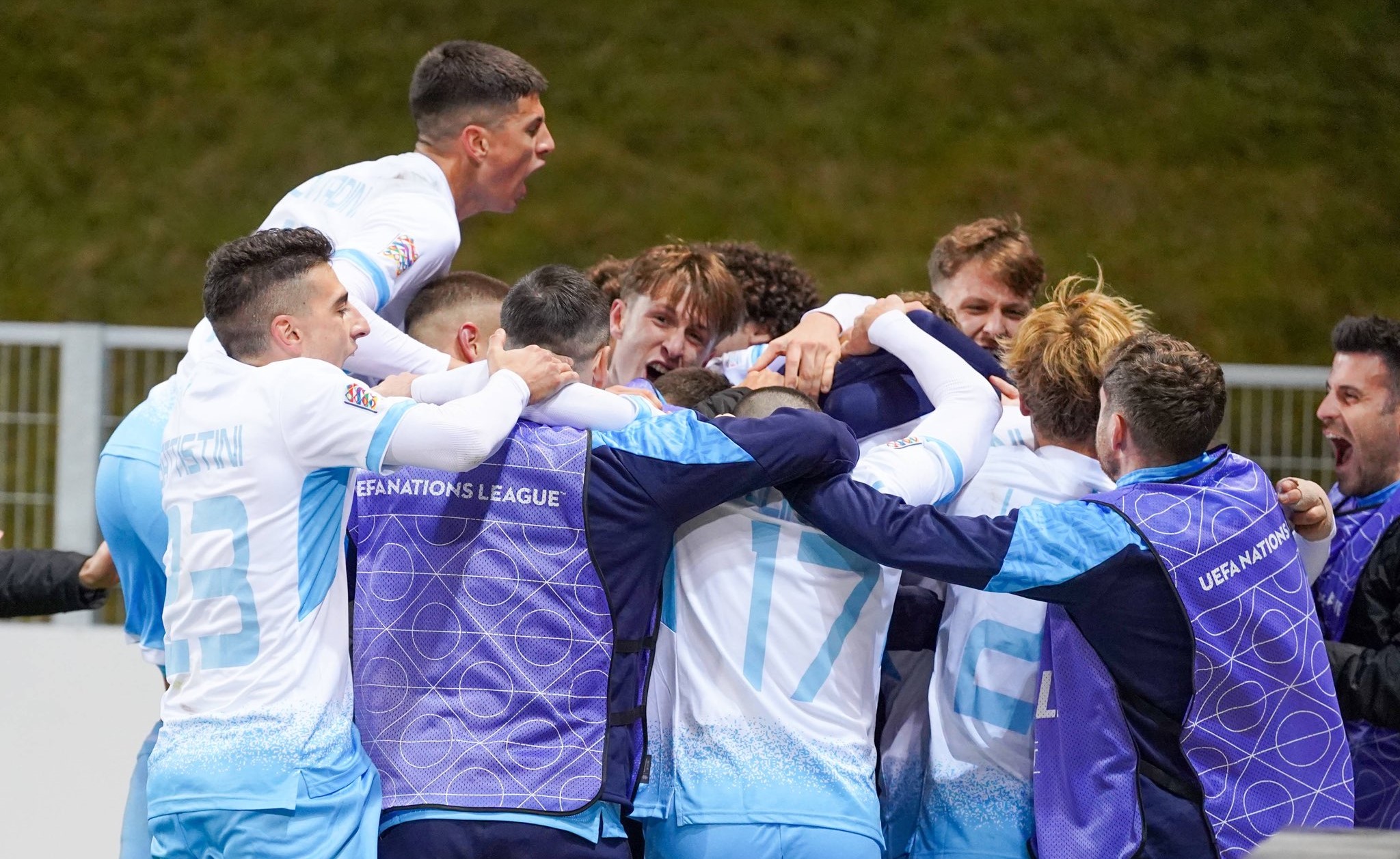 Игрок сан марино. Сан марино лига наций. Сан марино лига наций. Сан марино лига наций. Сан марино лига наций.