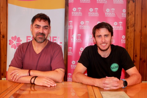 Mariano Riquelme y Enrique Castro invitaron a los artistas locales a participar del Pre Cosquín.