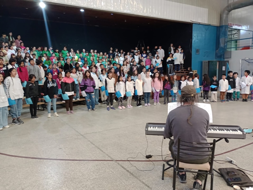 En el Encuentro en Gimnasio  N°1 de Trelew, participarán alrededor de 800 estudiantes.