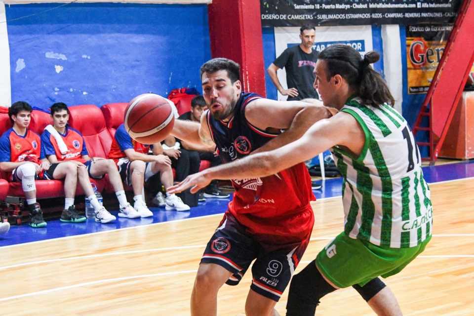 Germinal le ganó a Ferro en Madryn. (Foto: Mariano Di Giusto/Jornada).