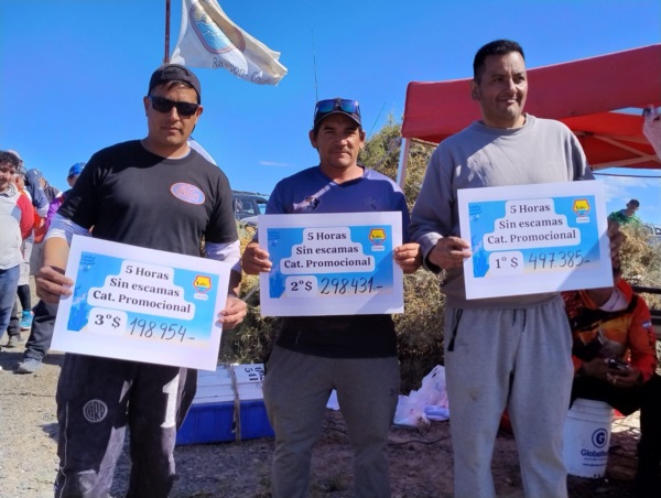 Podio Promocional: 1° Miguel Pastorino, 2° Darío Reyes, 3° Gastón Nahuelquir.