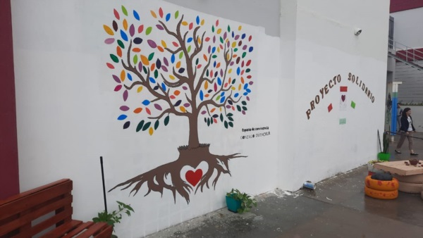 El homenaje implícito se centró en Gonzalo, el adolescente que asistía a este establecimiento .