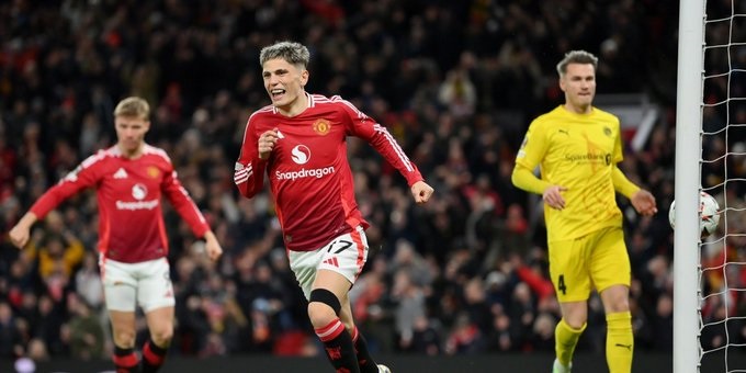 Garnacho, al minuto de partido, puso el 1-0 de Manchester United por la Europa League.