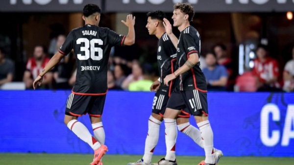 River pegó de entrada con dos goles antes de los primeros 10'.