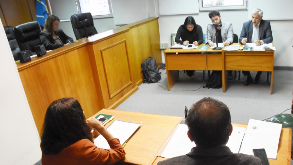 Postal de la audiencia en Trelew. 