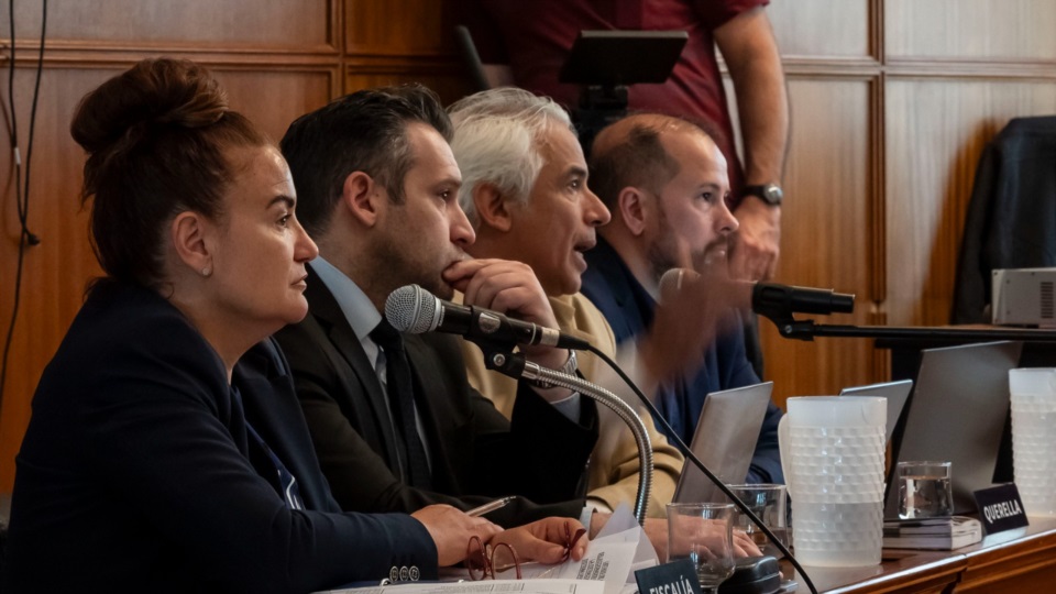 Fiscal Gómez y los querellantes Castro y Hualpa - Foto STJ