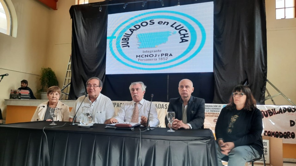 La agrupación "Jubilados en Lucha" presentaron la declaración.