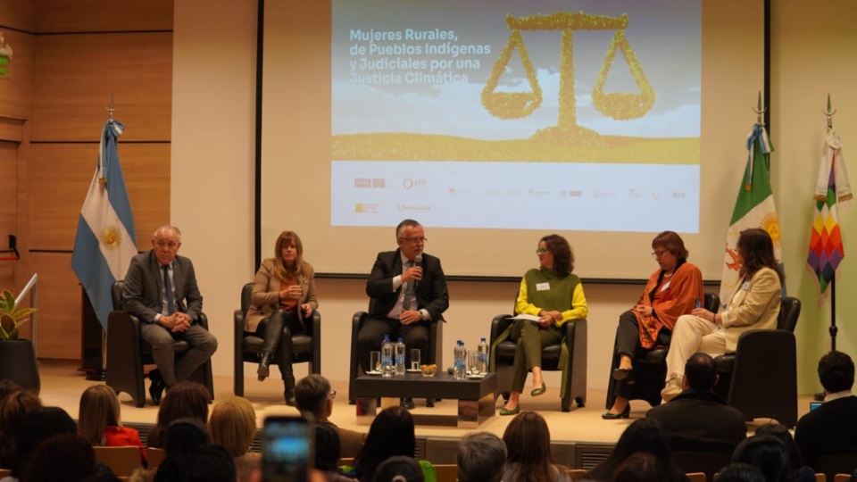 La Red reúne a representantes de mujeres gestoras de distintos sistemas agroalimentarios y representantes del Poder Judicial. 