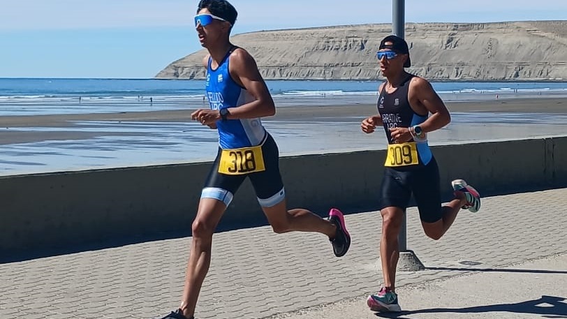 Tremendo mano a mano entre Bellido (01:00:46) y Arrative (01:00:44).