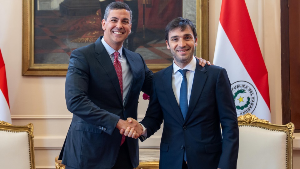 Santiago Palacios Peña e Ignacio Torres en Paraguay.