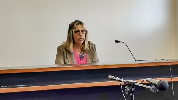 La jueza Maria Tolomei presidió la audiencia.