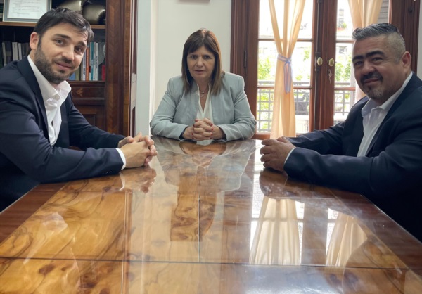 Torres, Bullrich e Iturrioz.
