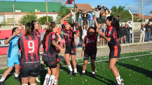 Independiente volvió a sonreir en el fútbol femenino. / Foto: Alberto Evans.