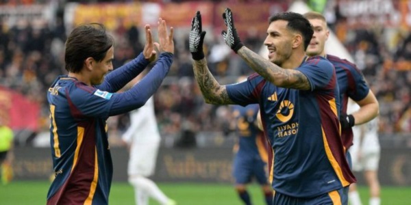 Roma derrotó por 5 a 0 al Parma en el estadio Olímpico de la capital con dos tantos de Dybala y otro de Paredes