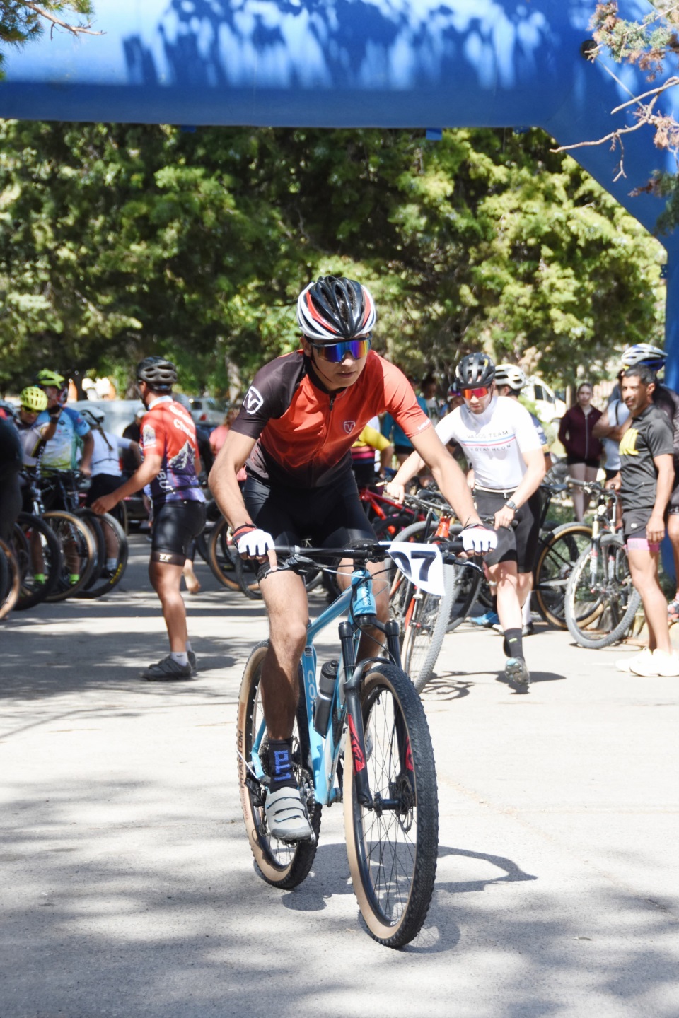 Benjamín Farías también hizo un gran tramo en mountain bike para el dominio del 4x1.