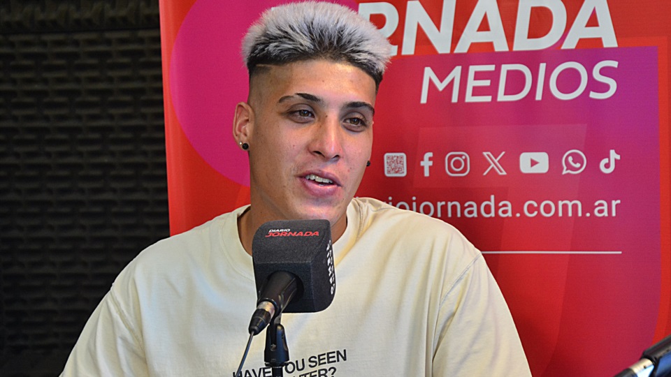 Gabriel Obredor en los estudios de Cadena Tiempo el último 12 de diciembre, cuando se avizoraba que su futuro podría depararle mejores oportunidades (Foto Alberto Evans, Jornada Medios).
