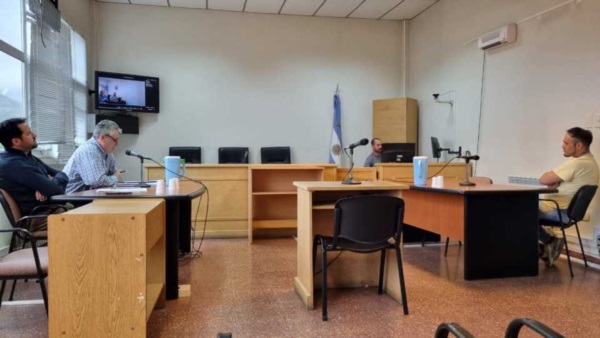 La prisión preventiva será por tres meses.